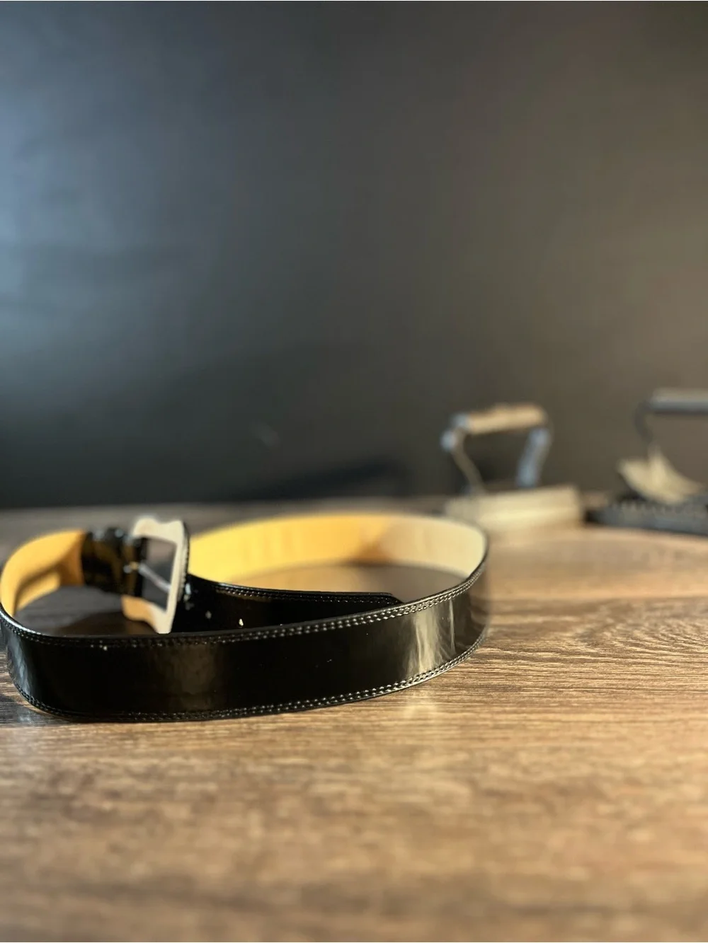 New York & Company Women’s Black Genuine Leather Belt Size L Glossy Statement Bu